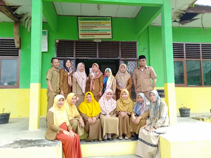 HARI PERTAMA KERJA MIN 2 BATANG HARI MENDAPAT â€œAMUNISIâ€ BARU