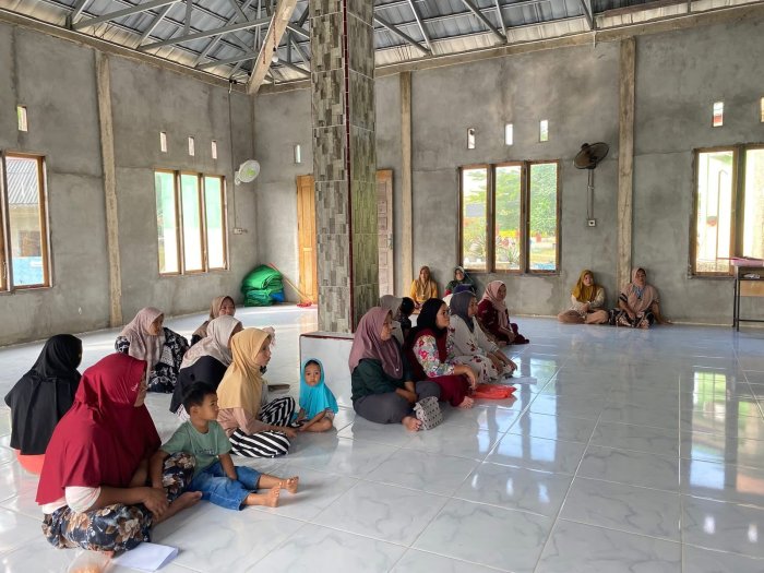 Kepala MIN 2 Batang Hari Gelar Rapat Bersama Orang Tua/Wali Murid Bahas Program PIP