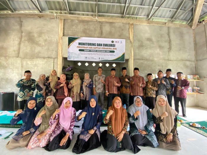 MIN 2 Batang Hari Menjadi Tuan Rumah Dalam Kegiatan Monitoring dan Evaluasi Penggunaan Dana BOS
