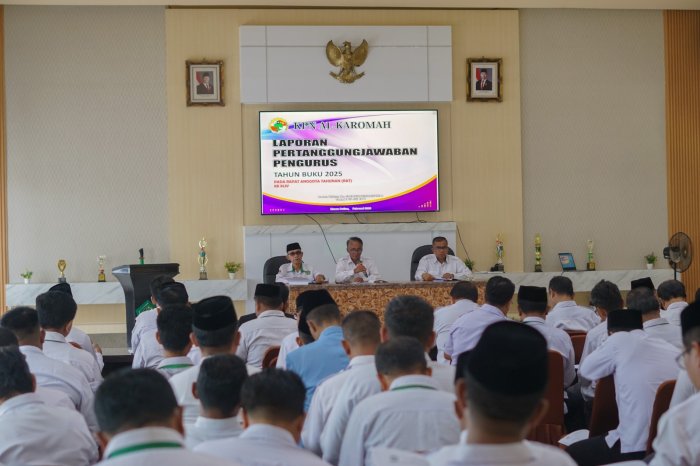 Anggota Koperasi MIN 2 Batang Hari Hadiri Gelar Rapat Rutin Keanggotaan Tahunan RAT KPN Al Karomah Tahun Buku 2025