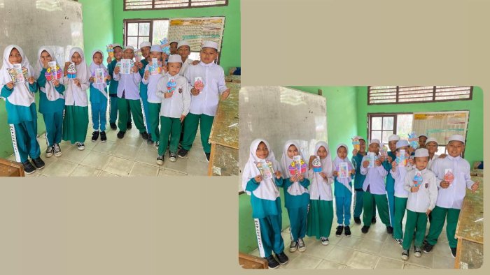 Siswa Kelas V.A Tampak Antusias Mengikuti Pelajaran SBK Menggambar Prinsip Simetris