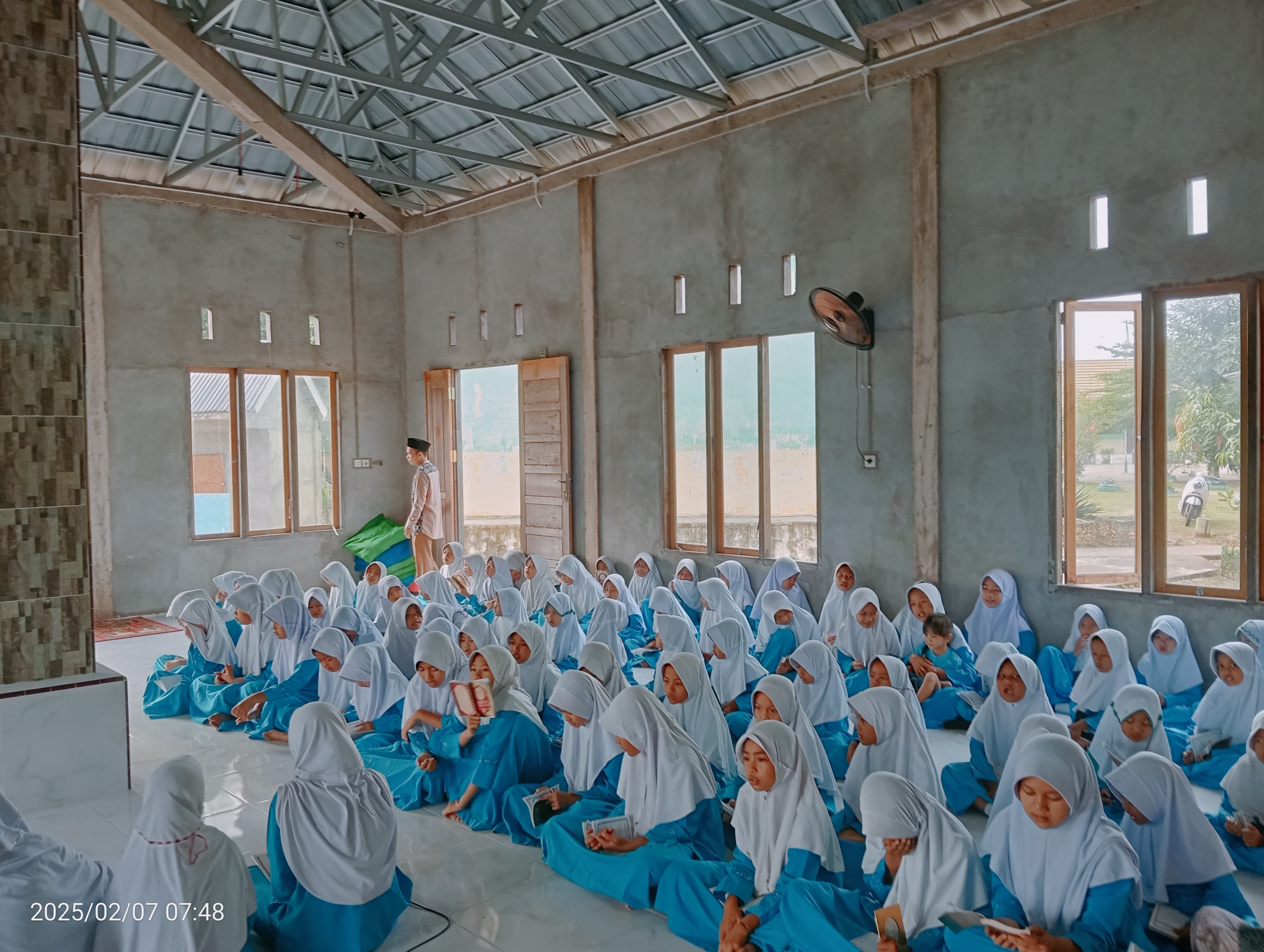 MIN 2 Batang Hari Gelar Kegiatan Keagamaan Rutin Setiap Jumat